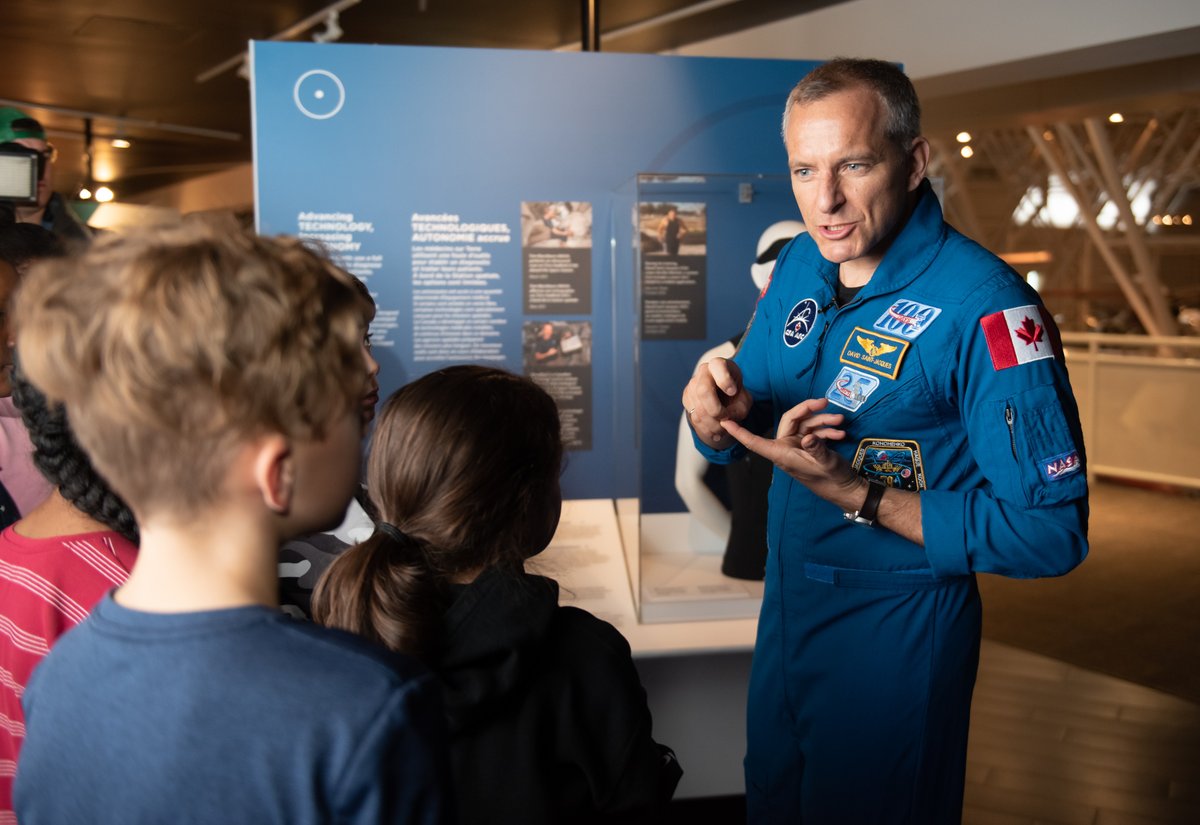 csa_asc's tweet photo. There is so much to learn and discover!

On #InternationalMuseumDay, we celebrate our museum partners! The CSA collaborates with museums and science centres across Canada, providing content and expertise.

Find out more about our travelling exhibitions: https://t.co/dTphj7aKcs https://t.co/9ocmdDyvDm