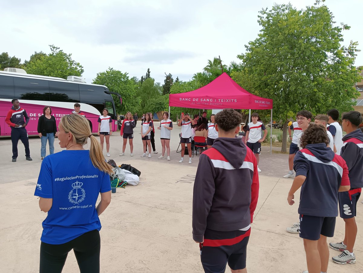 COLEFBalears's tweet photo. 📢IX SETMANA SALUDABLE I SOSTENIBLE

😉Diferents sectors i empreses de l'àmbit de la salut per visibilitzar i facilitar vies per una vida més saludable i sostenible♻️🏃‍♀️

🤸Pausa activa per mobilitzar el nostre cos .

🙌Gràcies per l'oportunitat de poder visibilitzar-nos‼️ https://t.co/oH28ybk7yE