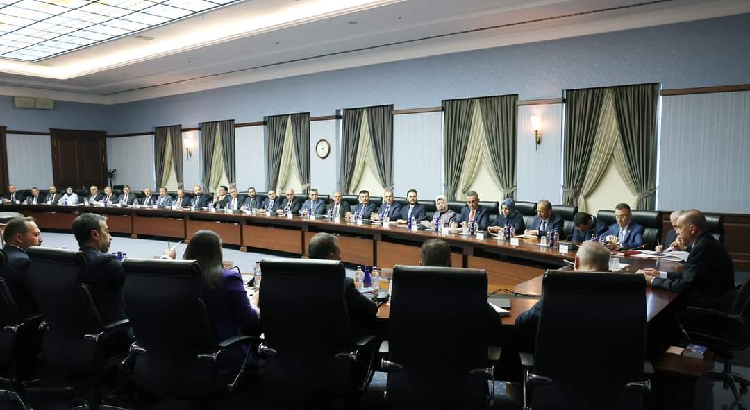 Genel Başkanımız ve Cumhurbaşkanımız Sayın Recep Tayyip Erdoğan ’ın katılımlarıyla, Ankara İl Teşkilatımız, belediye başkanlarımız ve İlçe Başkanlarımız ile AK Parti Genel Merkezimizde bir araya geldik.