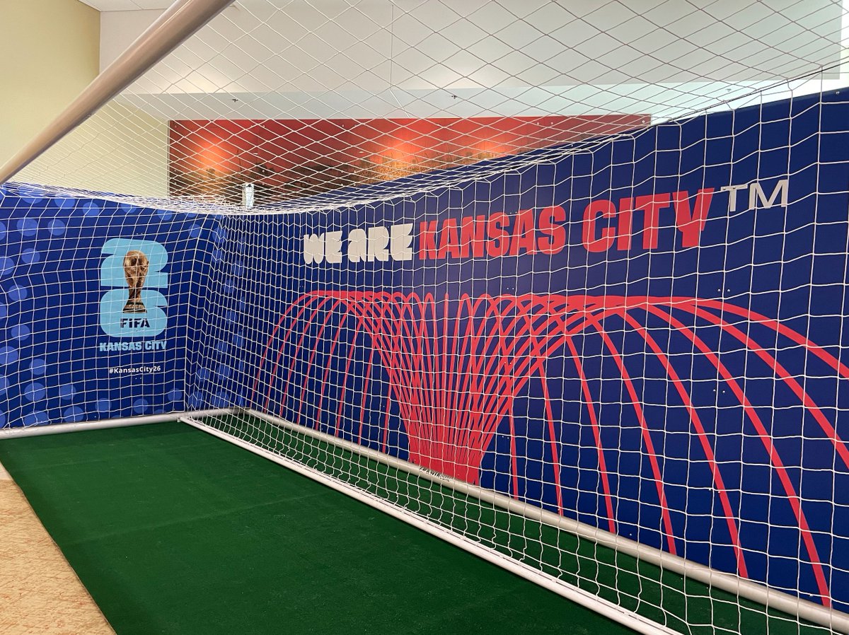 WeAreDI's tweet photo. As we get closer to hosting the @FIFAcom World Cup in 2026, we were proud to partner with our friends on the @FWC26KansasCity Committee to help unveil Kansas City's beautiful branding with this fun photo opp. GGOOAAALL! ⚽
#WeAreDI #KansasCity26 #WeAreKansasCity #FIFA #WorldCup https://t.co/bnPD8ycP2h