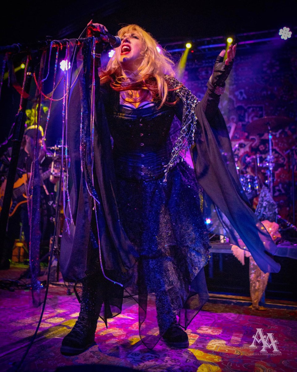 EMCIDTX's tweet image. Enjoy the tunes of Fleetwood Mac with the band, Nightbird Tribute Band, at @BackPewBrew on Friday, May 19. Along with the live music, enjoy craft beer, and food from G&amp;amp;G'S Street Grill &amp;amp; Rosalila urbano. Tickets are $10 in advance, $15 at the door. #FleetwoodMac #CraftBeer #Tacos