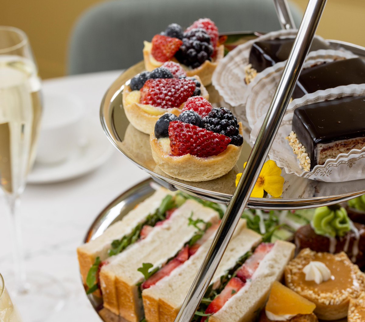 Three years and $11 million later, the iconic Huntington Tea Room is finally reopening for afternoon tea service la.eater.com/2023/5/18/2371…