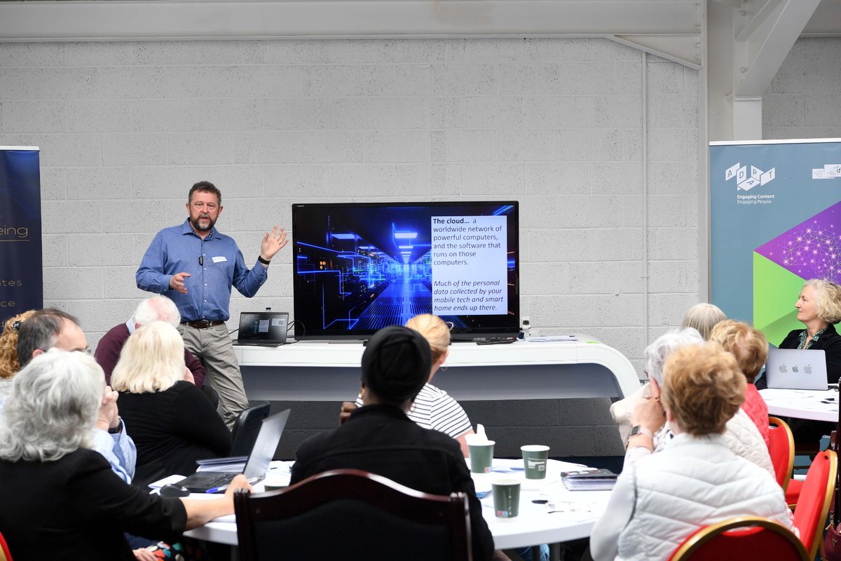 DiscussAI's tweet image. We had a wonderful time this morning at a #DiscussAI Citizens' Think-In in Kerry. 
Lots of thought-provoking discussions with enthusiastic participants about #SmartAgeing #HandsOnSHAFE. Thanks to @_SmartAgeing_ for hosting us & @scienceirel for funding it.