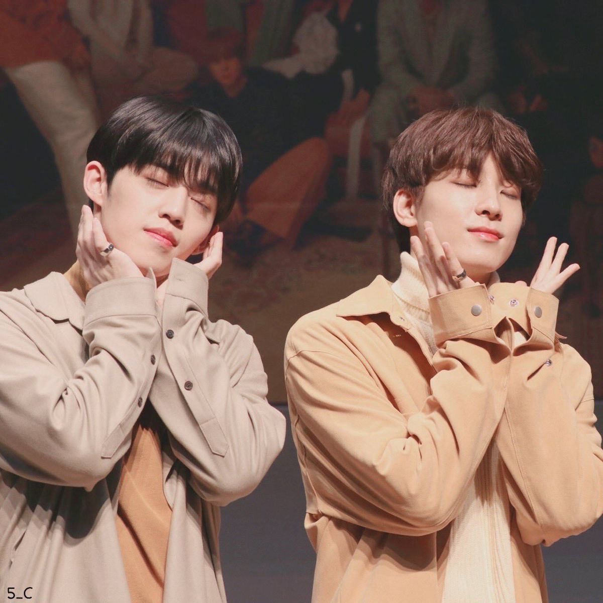 jjeonjisoo's tweet photo. 115. abang setuju https://t.co/pRg4cNgZn9