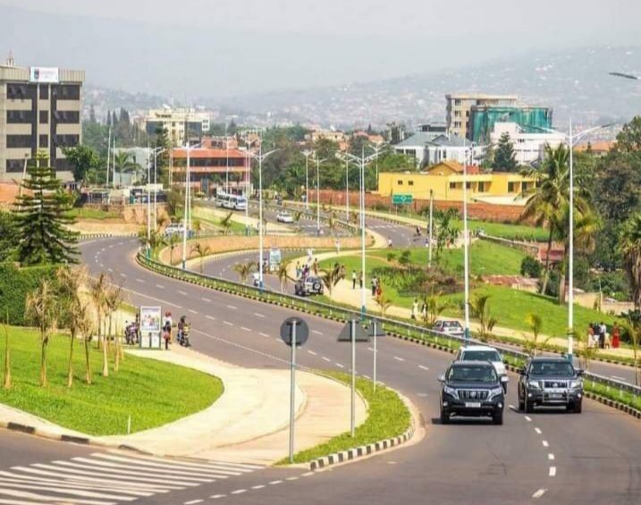 RusikaSEmmanuel's tweet photo. Come one,come all to visit Rwanda e.g #GreenSpace of @CityofKigali; #IkirarocyInyambo in @GicumbiDistrict; #NyungweNaturalRiver in @Nyamasheke ;#KivuLac in @KarongiDistr to mention but a few.@visitrwanda_now
@RDBrwanda @cakamanzi @EnvironmentRw @EricGeorgehare @KAGAME2017_2024 https://t.co/s9CQ0RKKK7