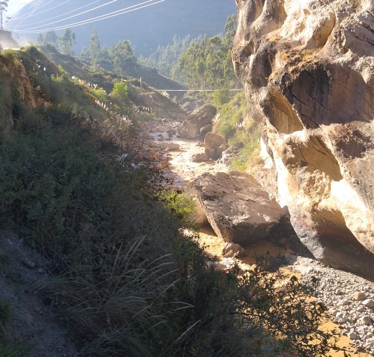 OSINERGMIN's tweet image. 📢🚨#OsinergminInforma
#Osinergmin dispuso la supervisión de la seguridad  en la infraestructura del depósito de relave en la unidad minera #Colpa, ante alerta de contaminación en río Opamayo, provincia de Angaraes, #Huancavelica.