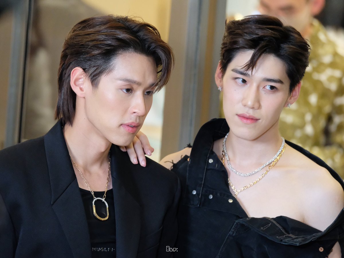 'perfect match' ❤️💙

#Tiffanyandco 
#Tiffanyandcothailand
#ppkritt #bbillkin