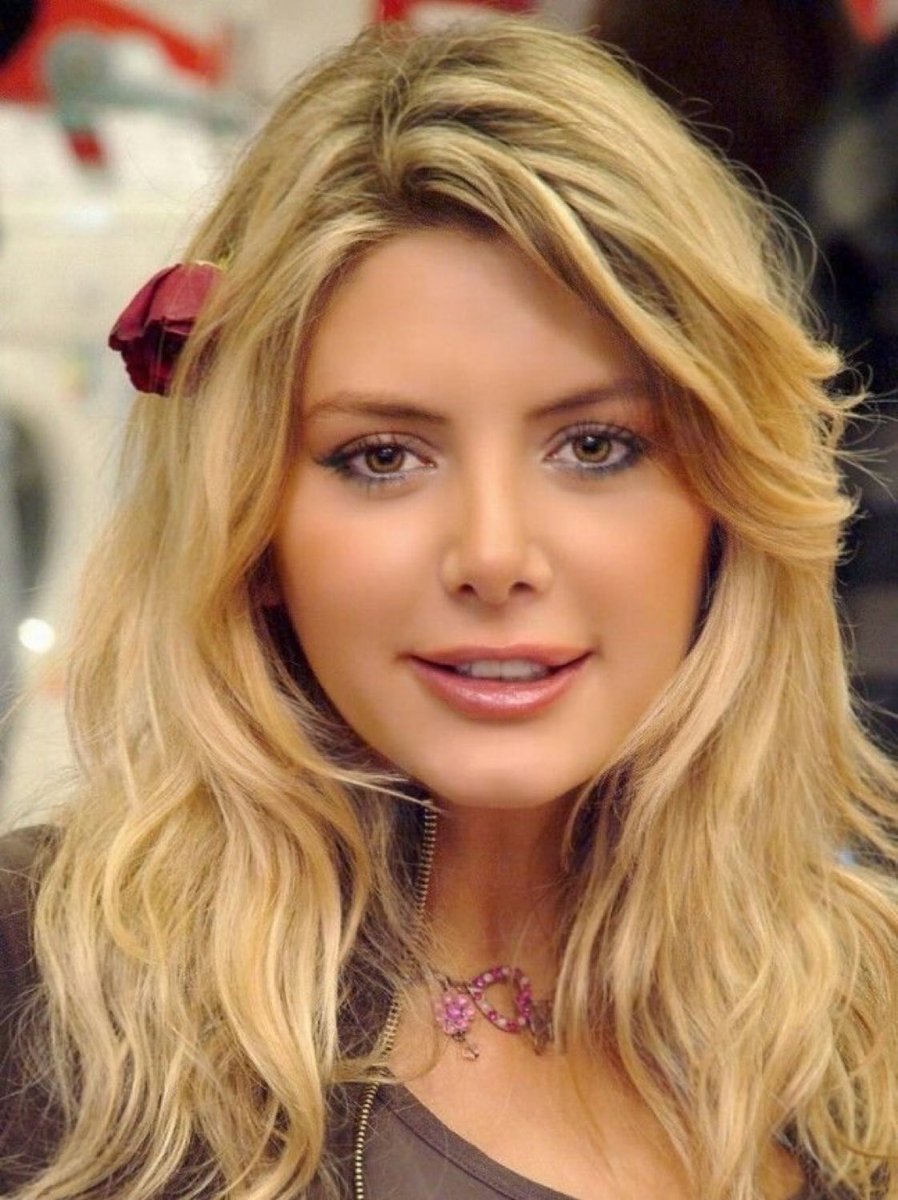 ִֶָ. ..𓂃 ࣪ ִֶָ🪽་༘࿐ 𝓟𝓮𝓪𝓻𝓵 tweet media