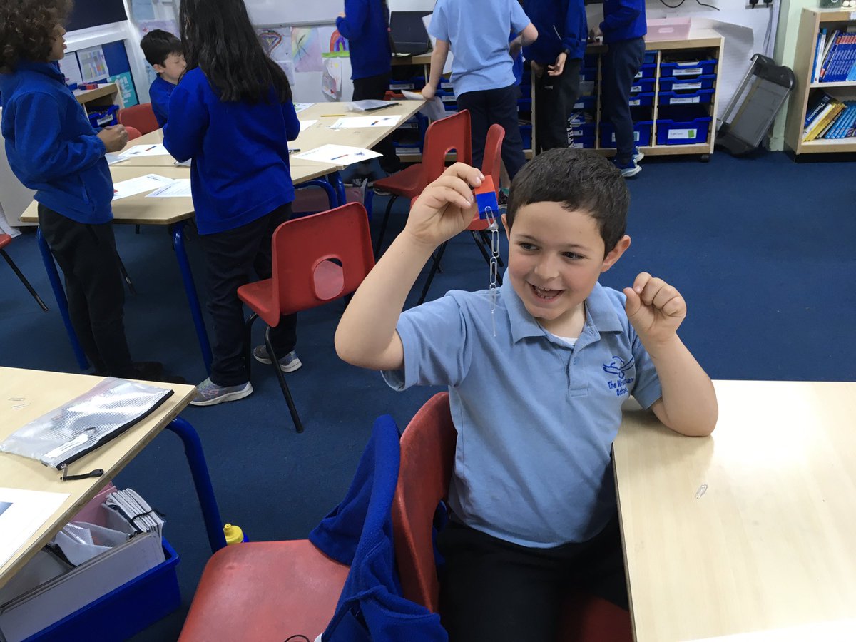 miss_keifer's tweet photo. This week in Science we investigated the strength of magnets with a variety of tests. First we tested the magnets strength by testing to see how many paperclips a magnet could hold. #WroxhamScience https://t.co/gzOX5FJexF