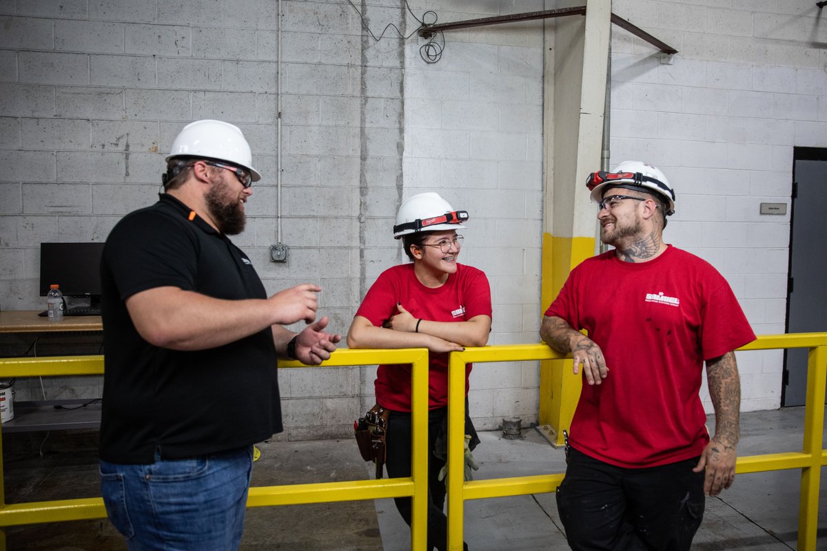 From a small hardware store in Toronto to a global company, Samuel has come a long way. Learn more about our growth and evolution: samuel.com/about-samuel/o… #growth #evolution #TeamSamuel