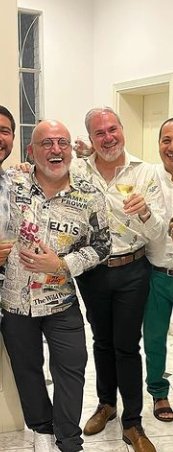 intrusa_111's tweet photo. @ExpresoPeru BETO SIEMPRE FUE UN ANTIFUJMORISTA Y EL LO DECÍA ,EN SUS TIEMPOS   SIEMPRE SE JUNTABA CON GENTE PROGRE , OTRA COSA Q LE  DIERON UNA PATADA , AHORA SE ALINEA CONVENIENTE A LA "DERECHA" https://t.co/IdgNircYUf