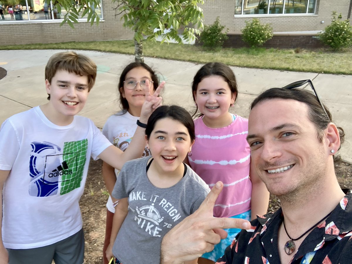 Mike McCue tweet media