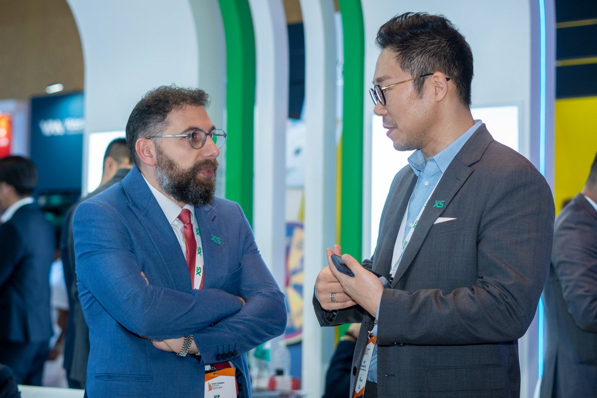 XScomGlobal's tweet photo. With knowledgeable speakers, innovative workshops and abundant networking opportunities, the second day of the Forex Traders Summit 2023 Dubai promises to be unforgettable!
#fintech #summit #ritzcarlton #dubai #uae #globalpartner #XScom #XScomGlobal #XSteam #events #smartvision https://t.co/AyBWE1m0iG