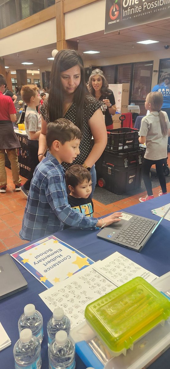 Constance Hulbert (@chesmightyhawks) on Twitter photo Constance Hulbert students represented our school at the district showcase. Great job, Mighty Hawks! 👏 #studentshowcase2023 #THEDISTRICT @CHESlibrary2 <a href="/SophiaVFierro1/">Sophia V. Fierro</a> @ycastillo_CHES <a href="/YsletaISD/">Ysleta ISD</a> Constance Hulbert students represented our school at the district showcase. Great job, Mighty Hawks! 👏 #studentshowcase2023 #THEDISTRICT @CHESlibrary2 <a href="/SophiaVFierro1/">Sophia V. Fierro</a> @ycastillo_CHES <a href="/YsletaISD/">Ysleta ISD</a>