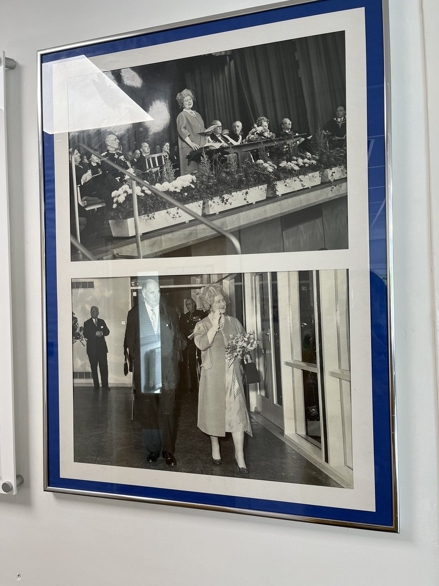 CLVCooper's tweet image. Lovely visit to @CottenhamVC this afternoon to see #teampd Very much enjoyed hearing the story of how the school was opened by the Queen Mother in November 1963. Even had a little tour to see the tree she planted. Definitely appealed to my historical roots 🌳