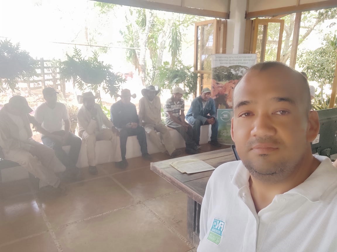 PROYECTOSAHAGUN's tweet image. Hacienda el Oriente,  aprobada en la certificación de sello verde, Felicitaciones, @Fedegan comprometidos con el apoyo y seguimiento a la transformación y generación de valor agregado a la actividad ganadera. @jflafaurie @LocalSahagun