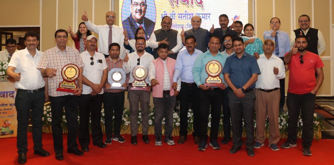 Visited Kumaon to engage with #Indane distributors, gaining valuable insights into #LPG logistics in the region. Honored the exceptional performers among them.