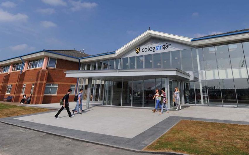 Jamie Smith tweet media