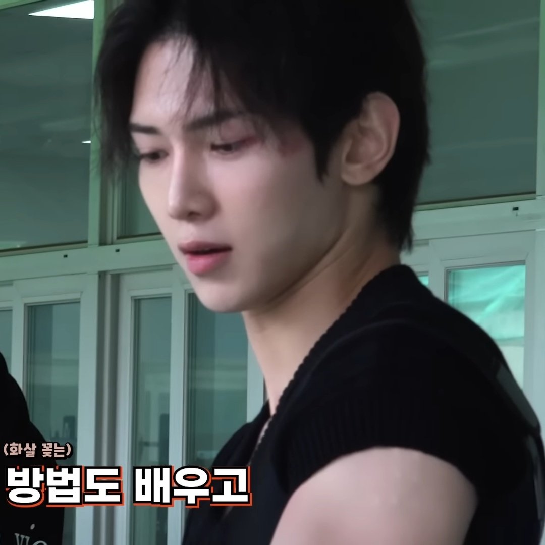 thinkingabtkys's tweet image. what a man