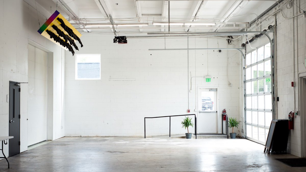 A production space is a critical part of photography and video shoots, but finding the right space for rent can be challenging. Check out our blog to find out what you should look for when renting production space for your next photo or video shoot.

c615.co/.../how-to-fin…