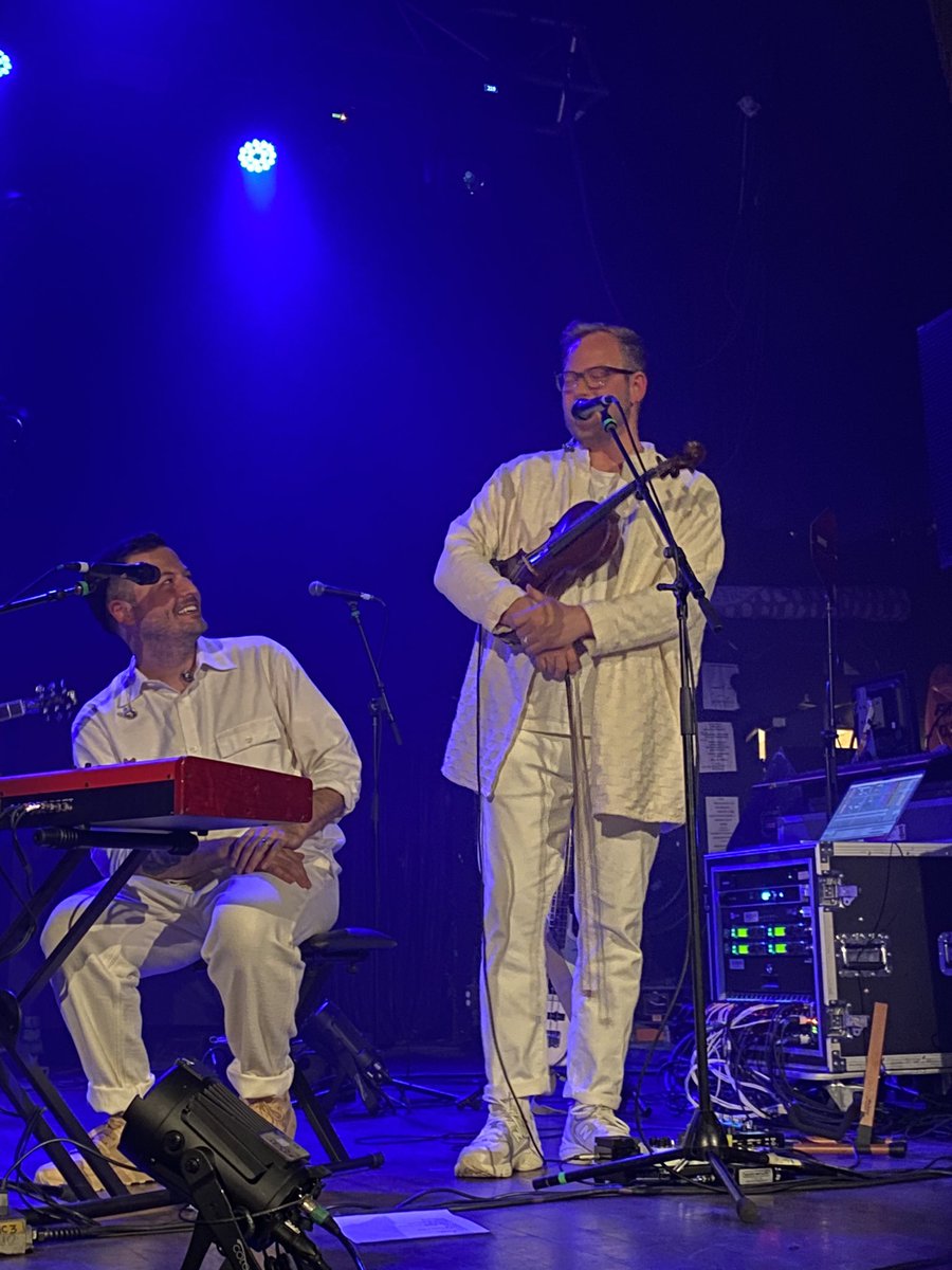 nickalleb's tweet image. not over this. @SYMLMUSIC #syml