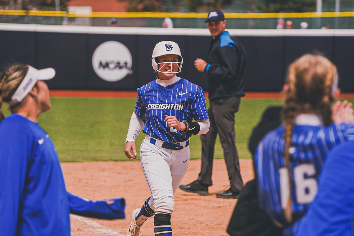 🔷🔹NFCA Great Lakes All-Region🔹🔷

Congratulations <a href="/CayNielsen/">Cayla</a> on becoming the eighth Bluejay in program history to earn NFCA First Team All-Great Lakes Region honors!!

#GoJays x bit.ly/435lAqM