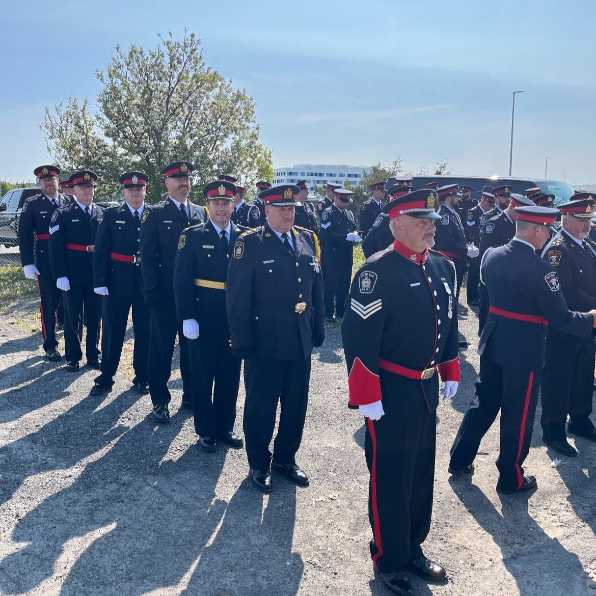 SaultPolice's tweet photo. Our members continue to grieve alongside the entire policing profession as @OPP_News Sgt. Eric Mueller is laid to rest. #HeroInLife https://t.co/tuQ9P5LAhv