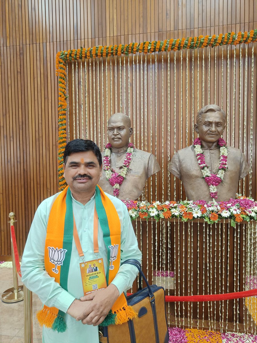 Bajrang Shukla tweet media