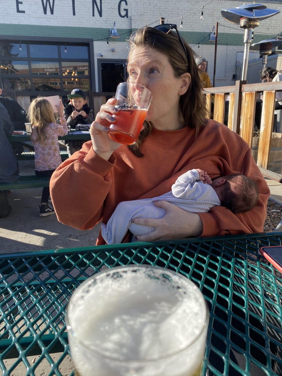 hannahrosecodes's tweet photo. At two weeks postpartum my husband and I left the house (‼️) to take the baby on a walk. It was such a nice day, we sat on a patio and had some beers. My baby got hungry. So I fucking fed her. Keep your mouth shut until your baby arrives -- you're in for a ride, I guarantee it. https://t.co/xtNqwc58Jj