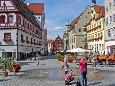 EAI Summer school “Impacts and their Role in the Evolution of Life”, Nördlingen, Germany, 5th to 14th September 2023. The deadline for applications is 15 June 2023. Please check the website: europeanastrobiology.eu/summer-school-… for further information.