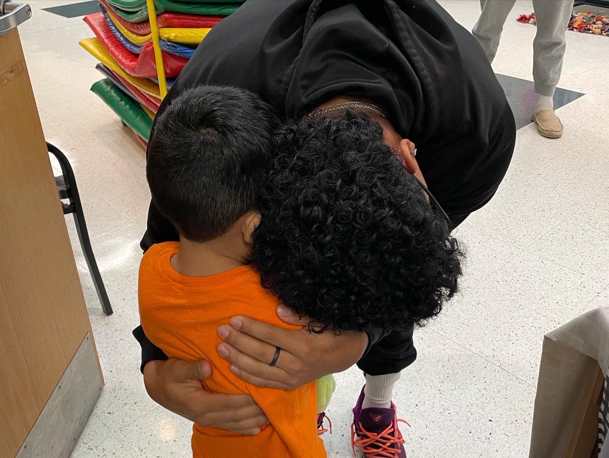 Heenan_Hacks's tweet image. ✅1,000+ hours community service
✅3.3 GPA

The wins and losses are a product of the process; this group never quit. Truly a F.A.M.I.L.Y.

To the toughest team, the selfless leaders, &amp;amp; hardest workers I’ve ever coached, thank you. 

Team First, Team Last!

#ControlThePACE