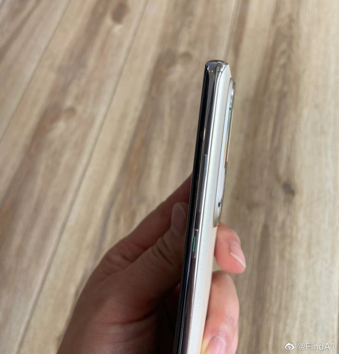 Oppo Reno 10 Pro+ real live image leaked!

What's your take on the design of the Smartphone?

It's premium indeed but the this time they have replaced metal frame into a plastic one....Nevertheless still pretty stunning!

The time the real game is being the periscope telephoto!