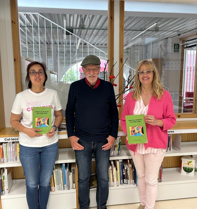 santclimentbib's tweet photo. Ampliem la col·lecció local amb 𝓡𝓮𝓵𝓪𝓽𝓼 𝓭𝓮 𝓵𝓪 𝓿𝓸𝓻𝓪 𝓭𝓮𝓵 𝓯𝓸𝓬 𝓹𝓮𝓻 𝓪 𝓹𝓮𝓽𝓲𝓽𝓼 𝓲 𝓰𝓻𝓪𝓷𝓼 la darrera obra d'en 𝐉𝐨𝐬𝐞𝐩 𝐕𝐞𝐧𝐝𝐫𝐞𝐥𝐥 𝐆𝐞𝐥𝐚𝐛𝐞𝐫𝐭 🍒
Gràcies per compartir la teva passió amb nosaltres! @santcliment #autorlocal #donatiu https://t.co/z2nR158WOE