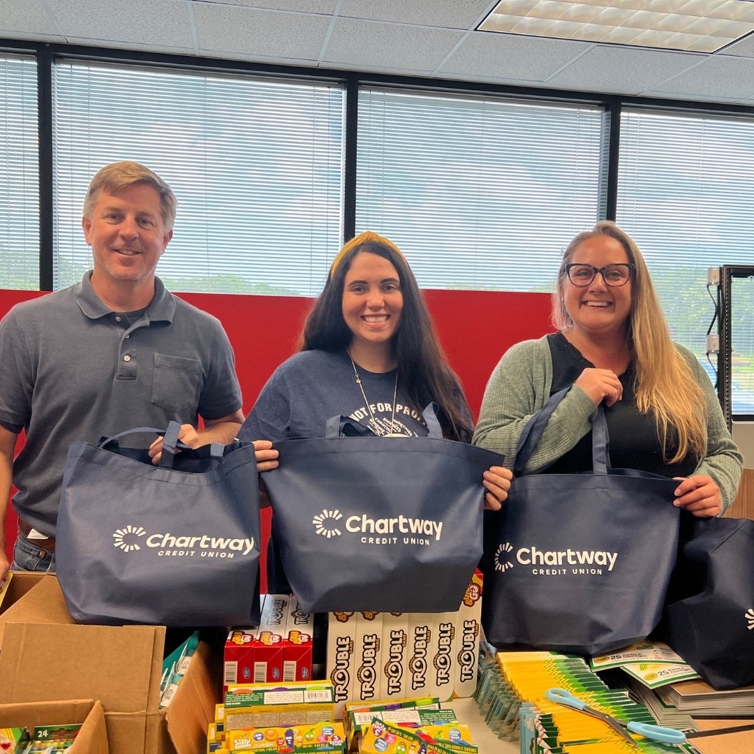 NCUFoundation's tweet photo. This year's DE Day of Service takes place on Wednesday, June 14! If you're looking for ideas for your project, visit our website to read last year's recap: https://t.co/FRQ8lbQvUl
#KeepPurposeConstant #CUDifference https://t.co/h4K4vWdO8l