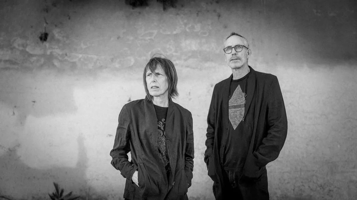 The album TRACE (Helen Money & Will Thomas) has been released by Thrill Jockey Records

entertainment-factor.blogspot.com/2023/05/trace-…

#music #newmusic #electronicmusic #trace #helenmoney #willthomas @thrilljockey @Helen_Money