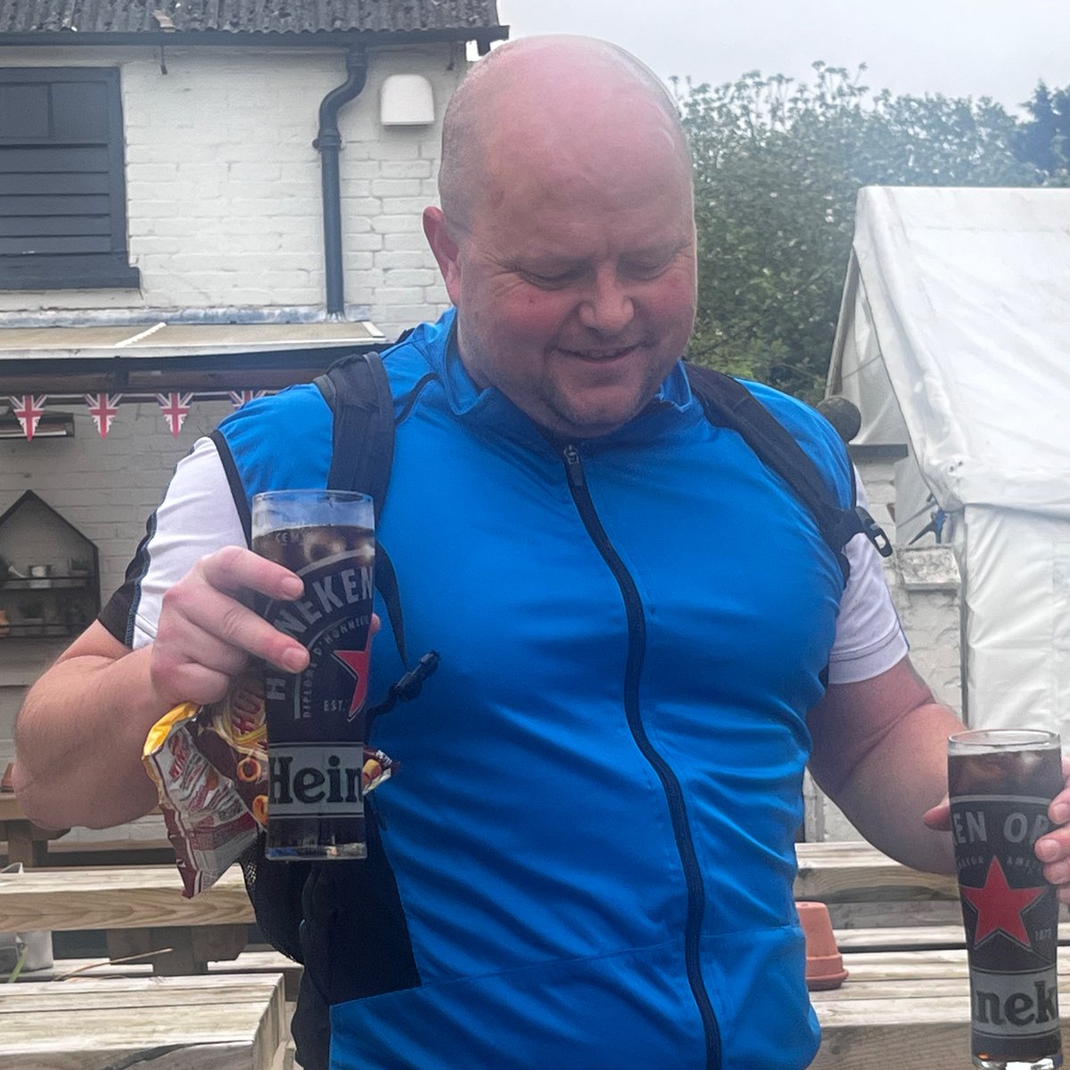 pixelcovecreate's tweet photo. We completed a great 50 mile training ride with this fella Ryan Crane last weekend. #WhereIsBridgeIt was honoured to meet Ryan (or was it the other way around). Good going mate especially as you had man flu the week before. #976thebridge #helpthehomeless #charity https://t.co/GQVw4R5i5A