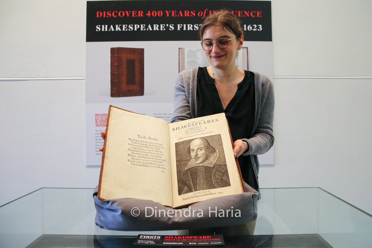 Dinendra_Haria's tweet photo. William Shakespeare's First Folio which contains all 36 of his plays on display at Firsts: London's Rare Book Fair.

#WilliamShakespeare #FirstFolio #RareBookFair #saatchigallery 

@ABARareBooks @firstslondon @saatchi_gallery @pete_harrington https://t.co/teTVxTey94