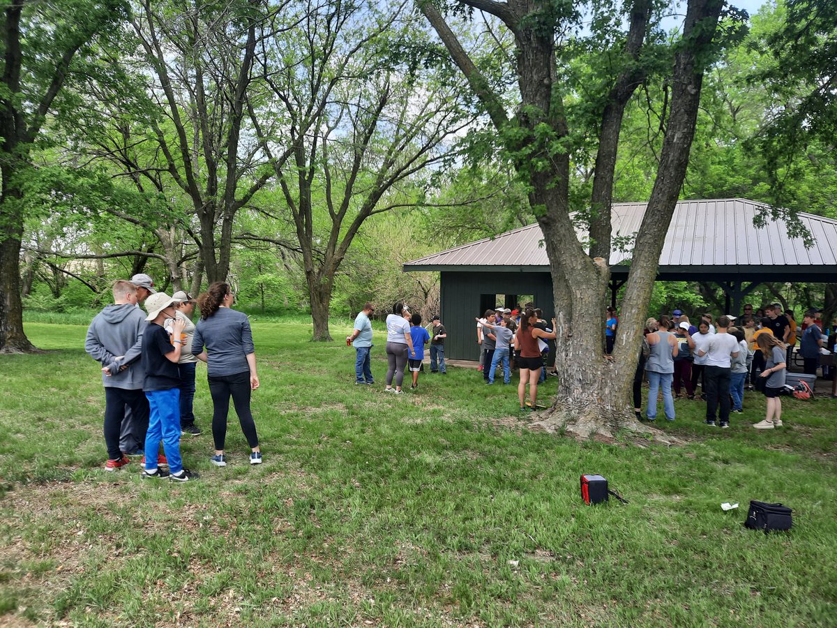 Mr. Evans tweet media