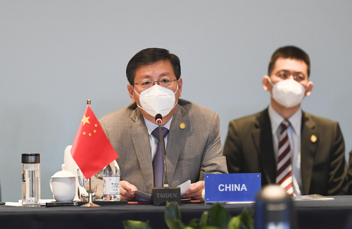 AsiaMTI's tweet photo. China’s foreign ministry says that the South China Sea code of conduct will complete its second reading this year, following an agreement at the 20th ASEAN-China Senior Officials’ Meeting on the Implementation of the DOC in the South China Sea. @SCMPNews https://t.co/YSCTyAHIdy https://t.co/xcRc7YTxJr