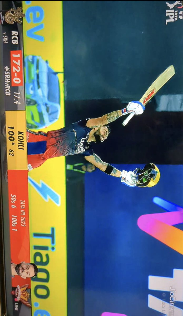 Hemanth_6229's tweet photo. IPL 💯 - ✅
#ViratKohli𓃵
#SRHvRCB 
#GOAT https://t.co/u27YxAtW7d