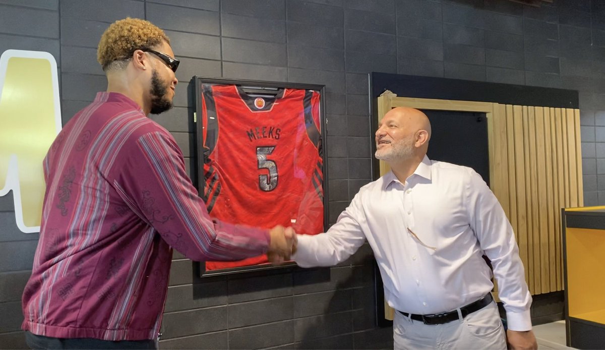 langstonwertzjr's tweet photo. Former West Charlotte High state champion Kennedy Meeks got a big honor this week.

On the 10-year anniversary of his McDonald’s All-American selection, the company presented his framed All-American game jersey, which will be  displayed at at the McDonald’s restaurant on Beatties Ford Road, near the school.

Meeks led the Lions to the 2011 state championship and later helped North Carolina win a national title. West Charlotte retired his high school jersey earlier this year, along with that of first round NBA draft pick Patrick Williams.

The local owner/operator of the McDonald’s restaurant, Mashoor Awad, presented the jersey to Meeks, who was joined by the current West Charlotte basketball team, coaching staff, cheerleaders, and school band. Everyone received a free lunch.