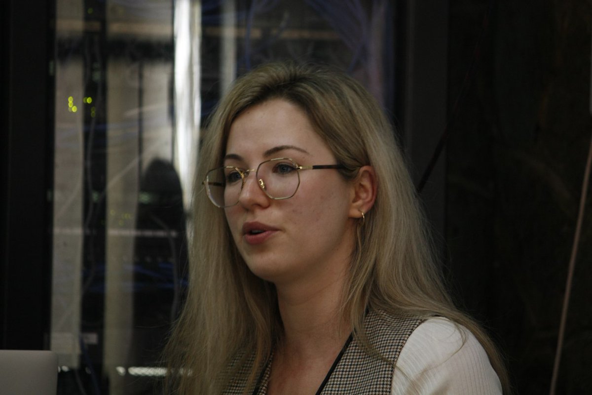 HuellasIncomoda's tweet image. ¡Primer taller de hoy! @randaelka, de la @UofT nos instruye con su taller &quot;INTRODUCCIÓN AL MAPEO DIGITAL&quot;.
#DIGITALHUMANITIES #digitalmapping #socialsciences