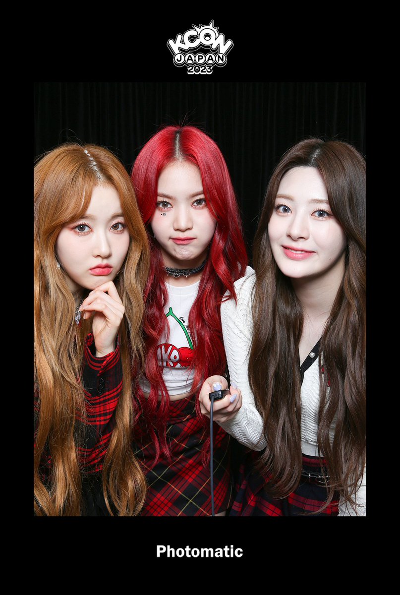 KCON_official's tweet photo. 💘#STAYC's Special Photo 📷✨
w/ Photomatic

@STAYC_official

#KCONJAPAN2023
✨05/12~05/14✨
Let's #KCON! https://t.co/xfqIz6plFP