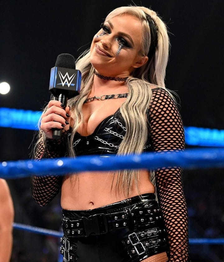 Best of Liv day 137 🖤 Reply with your best Liv Morgan pic/gif 🖤

#LivMorgan #LivSquad #WatchHer #wwe