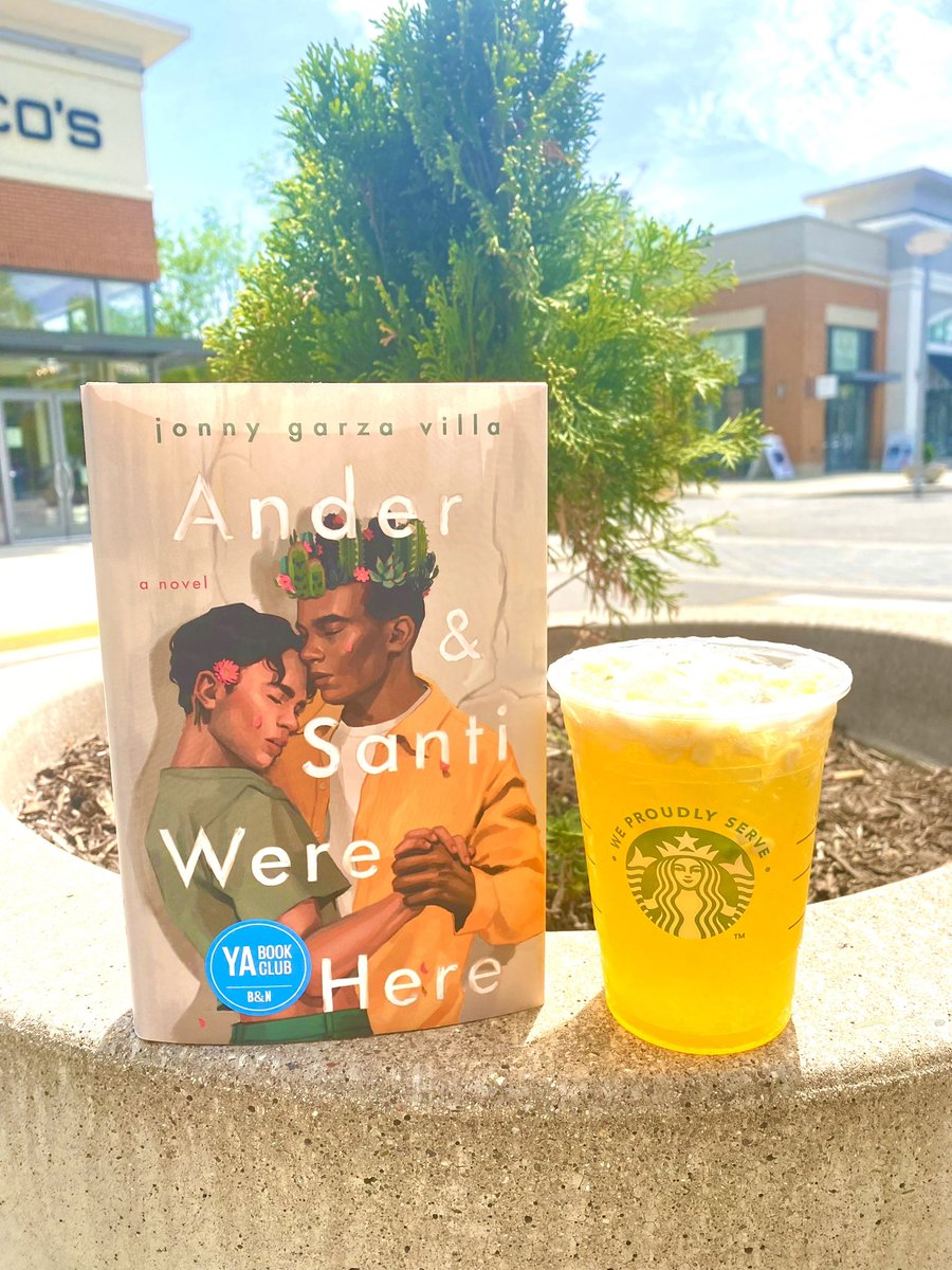 Aristotle and Dante Discover the Secrets of the Universe meets The Sun is Also a Star in this new Young Adult Fiction! And of course with the weather warming up, you need a Pineapple Passionfruit Refresher!
#bookstagram #booksbooksbooks #bookstagrammer #ya #youngadultfiction