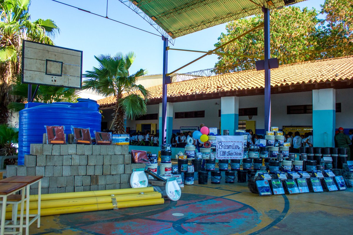 Yelitze Santaella tweet media
