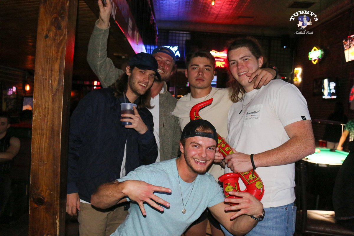 Happy Townie Week!💟

We still have 50¢ wells, $1 doubles and half off minor cover every thirsty Thursday 🍻