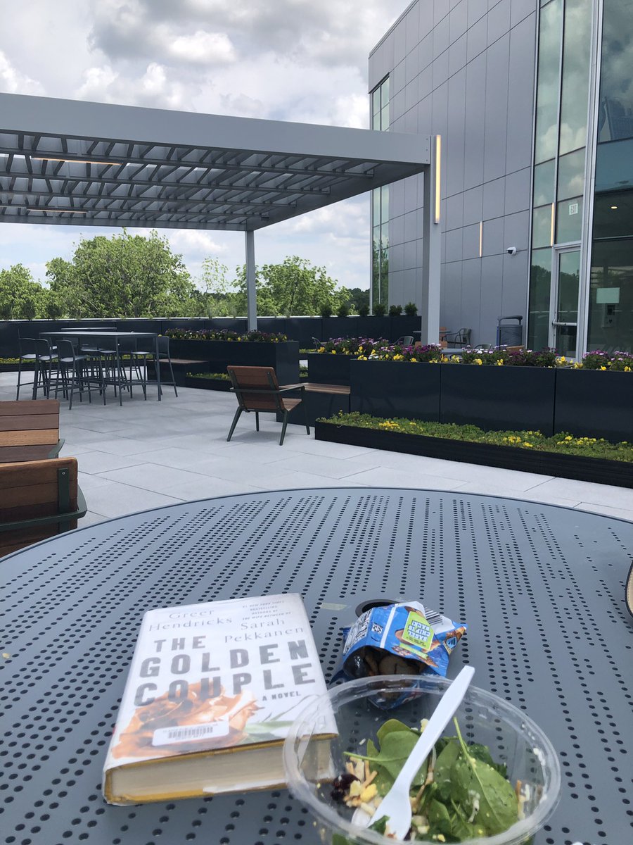 What a slice of lunchtime perfection on the rooftop terrace at the new <a href="/OlatheLibrary/">Olathe Public Library</a> downtown branch. <a href="/CityofOlatheKS/">City of Olathe, Kansas</a> <a href="/SweetTeesCoffee/">Karen Morris</a>
