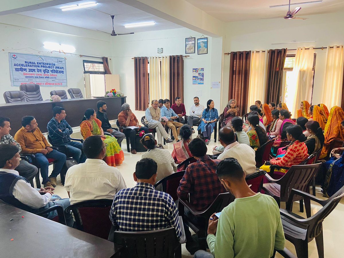 pandeyarchit23's tweet photo. IFAD Mission visit successfully Done(REAP) Nainital @basava_ias @nitikakh22 @CdoNainital @REAPUttarakhand @REAPNainital @Bhimtal_rduk @Betalghat_RDUK https://t.co/PGBkiWbM7W
