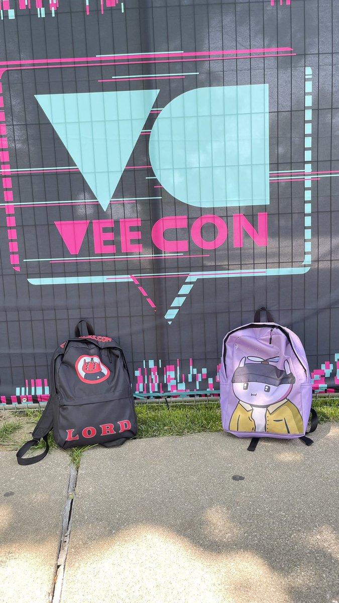 We are at @veecon 🎒❤️#SeeYouatVeeCon